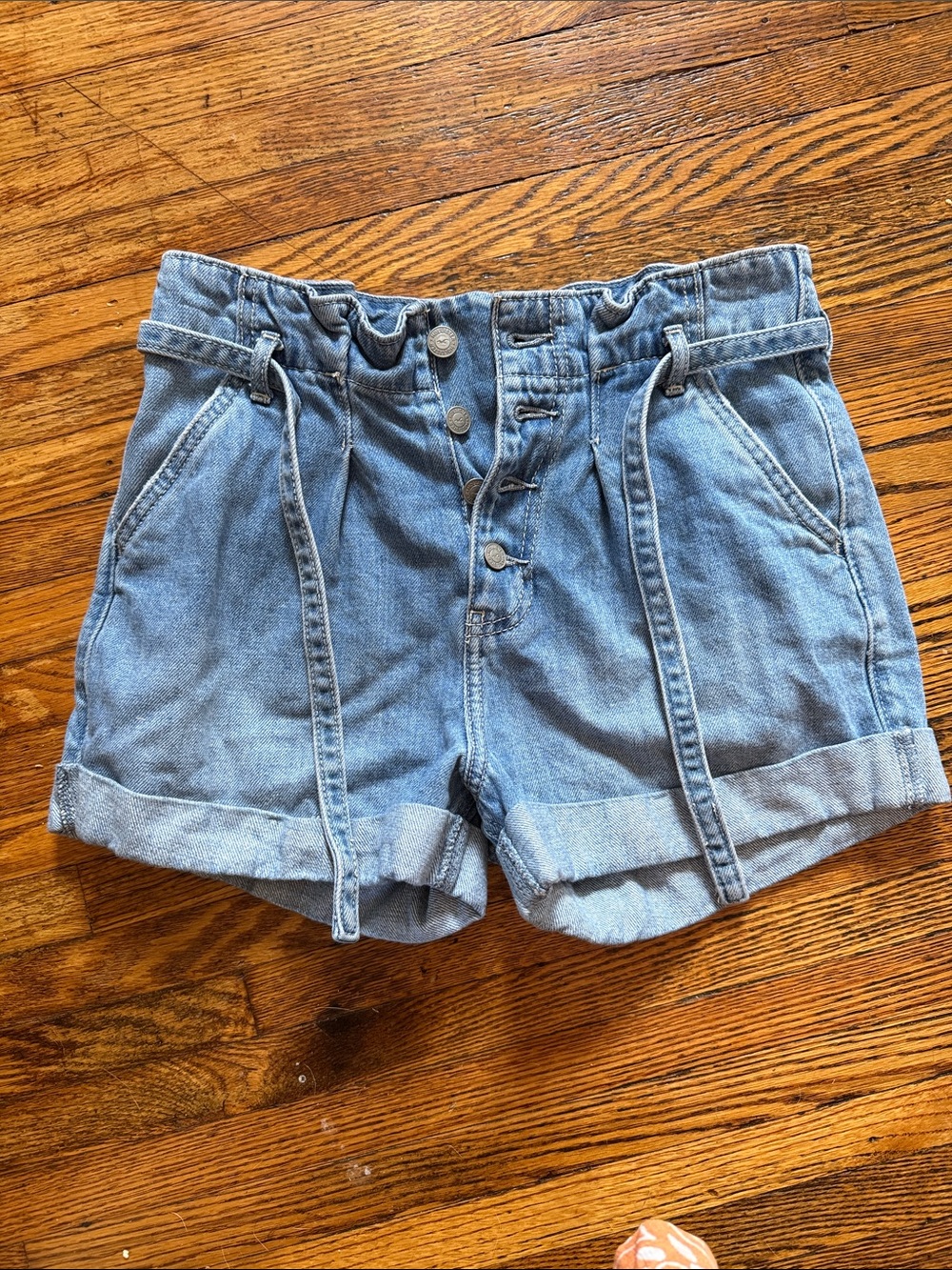 Hollister Shorts Women 3/26 Ultra High-Rise Denim Button Fly Cuffed Paperbag